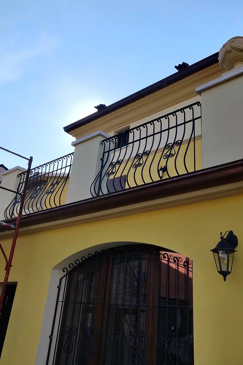 parapetti-in-metallo-per-terrazzo-parma