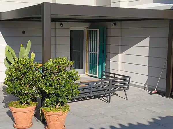 pergola-iris-per-esterni-parma